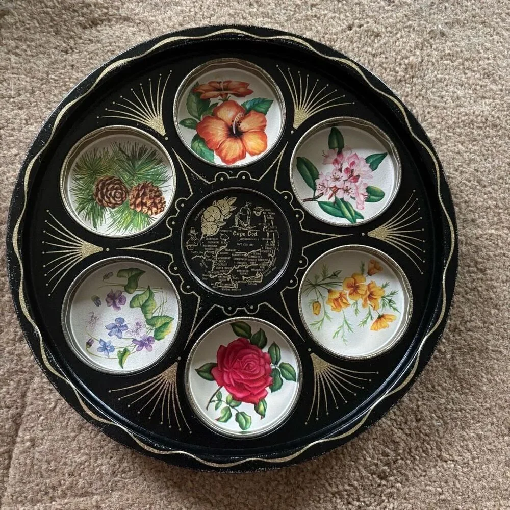 Vintage Cape Cod Mid Century Souvenir Round Metal Bar Drink Tray